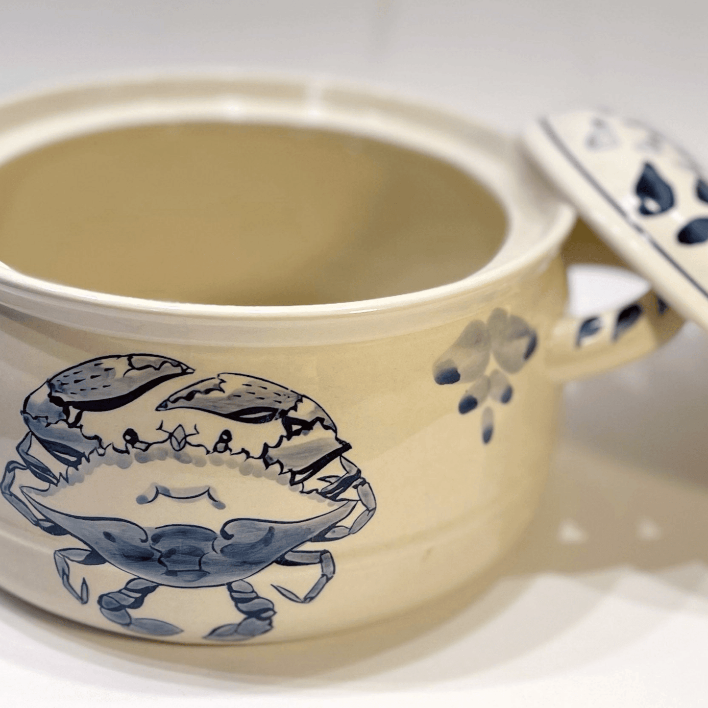 Crab / Tureen Casserole Dish